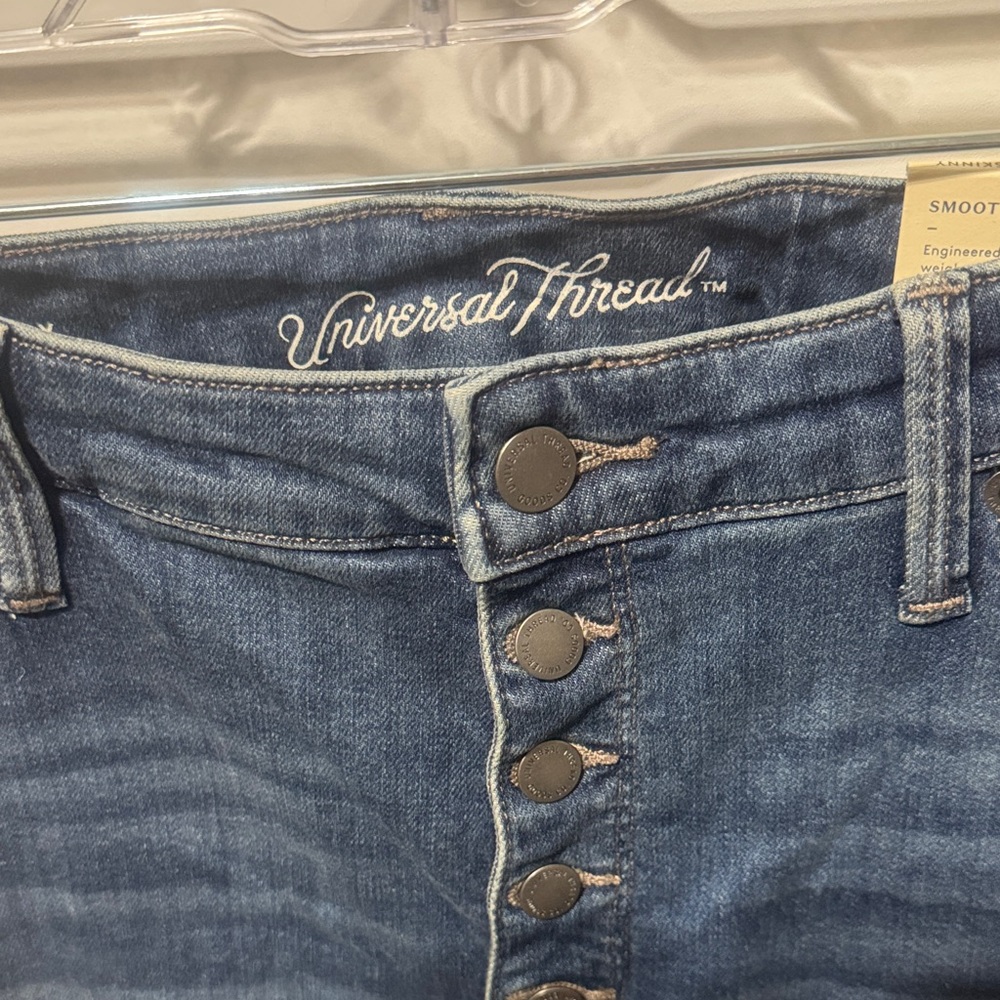 Universal Thread Women Skinny Dark Indigo Button-Fly Jeans